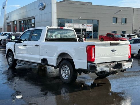 Used 2023 Ford F250 XL w/ XL Chrome Package image 5