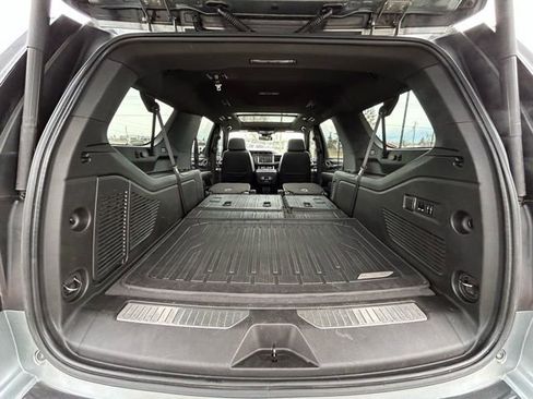 Used 2023 GMC Yukon XL Denali image 55