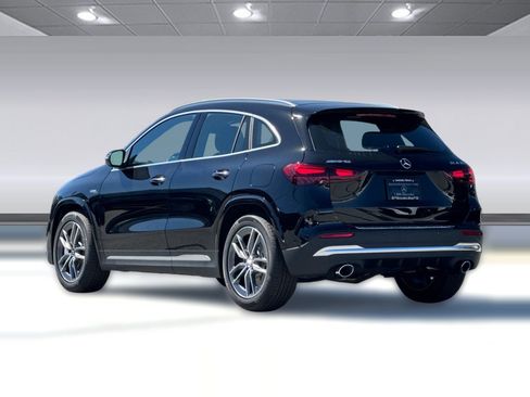 New 2026 Mercedes-Benz GLA 35 AMG 4MATIC image 3