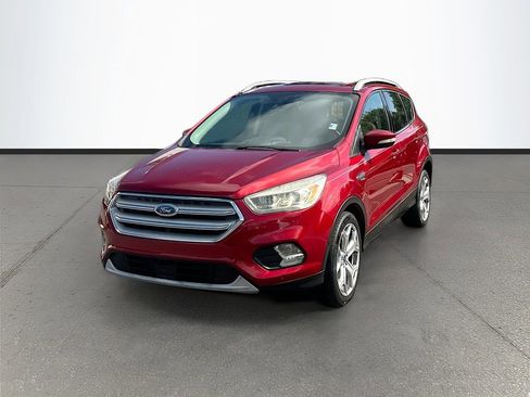 Used 2019 Ford Escape Titanium FWD image 3
