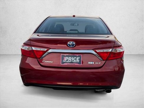 Used 2015 Toyota Camry XLE image 6