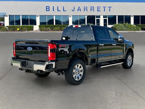 New 2026 Ford F250 Lariat w/ Chrome Package image 4