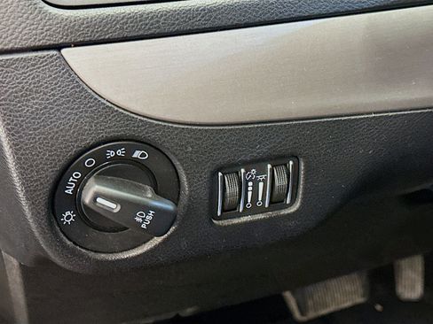 Used 2019 Dodge Grand Caravan GT image 17