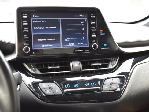 Used 2019 Toyota C-HR XLE FWD image 19