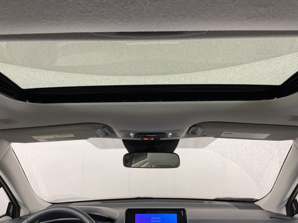 New 2026 Toyota Corolla Cross LE w/ Moonroof Package AWD/4WD image 13