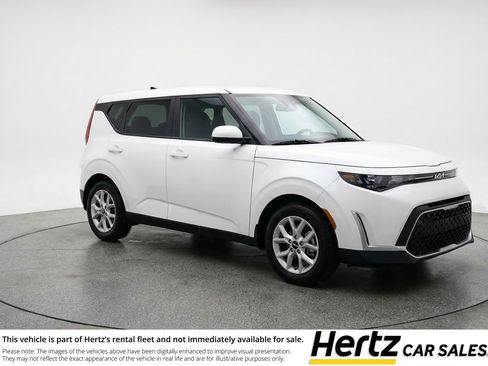 Used 2025 Kia Soul LX w/ LX Technology Package FWD image 1
