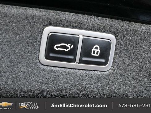 Used 2023 Genesis G70 3.3T w/ Sport Prestige Package image 31