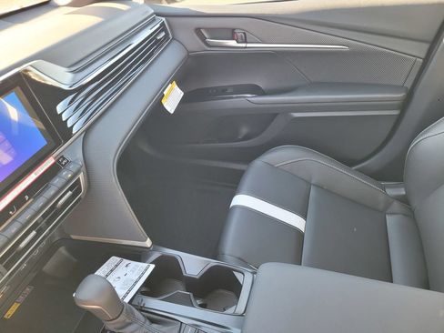 New 2026 Toyota Camry SE FWD image 10