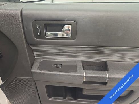 Used 2016 Ford Flex Limited w/ Equipment Group 301A FWD image 12