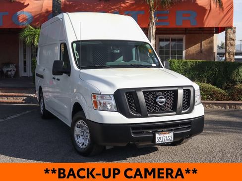 Used 2020 Nissan NV 2500 SV RWD image 2