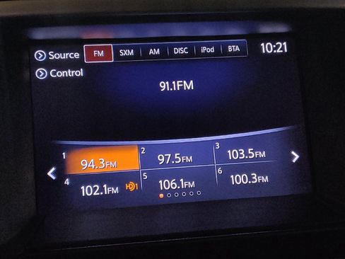 Used 2019 Nissan Pathfinder SV image 25