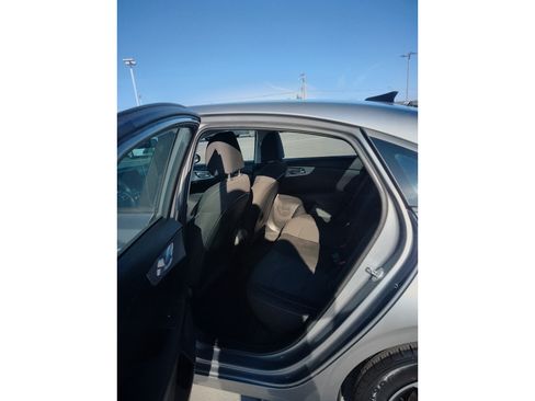 Used 2024 Kia Forte LXS FWD image 10