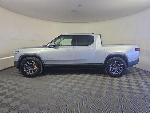 Used 2023 Rivian R1T Launch Edition image 2