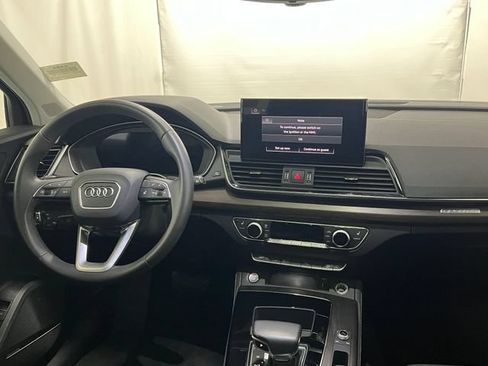 Used 2023 Audi Q5 e Premium Plus w/ Premium Plus Package AWD/4WD image 15