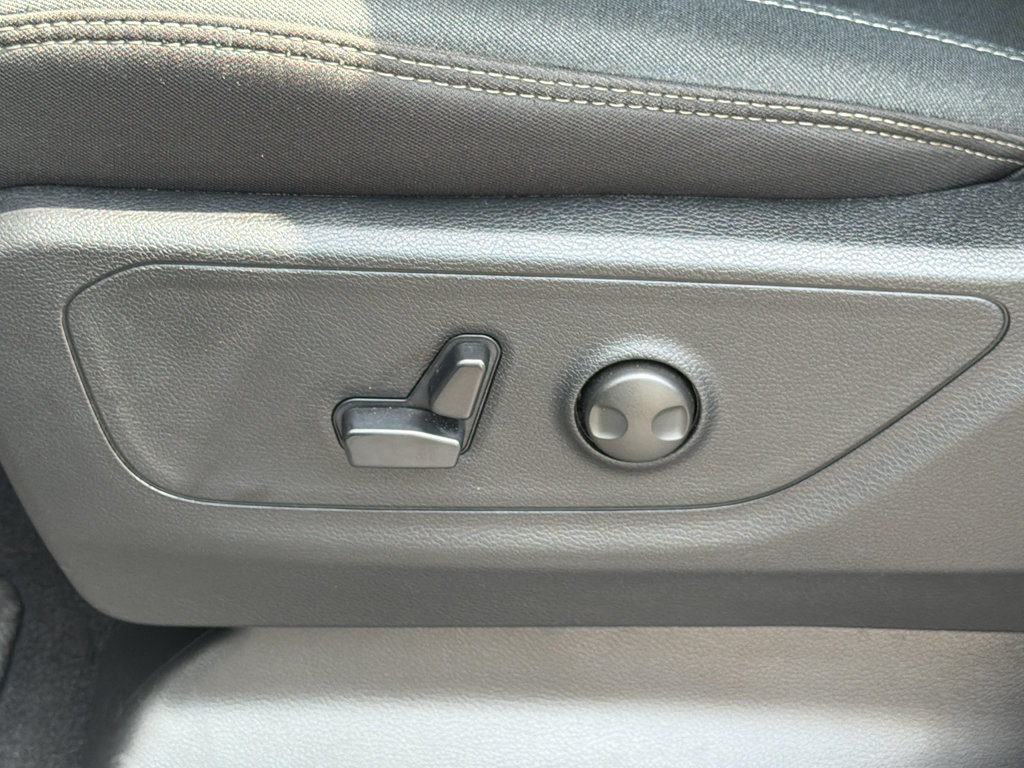 Used 2026 RAM 1500 Big Horn AWD/4WD image 24