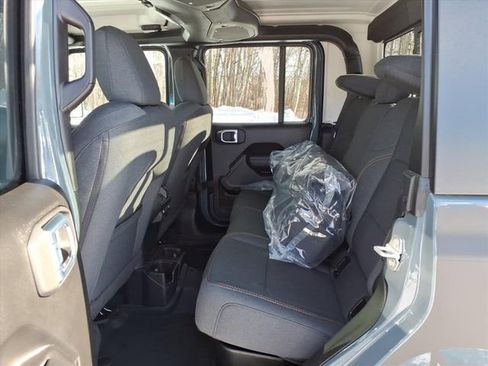 New 2026 Jeep Gladiator Sport image 12