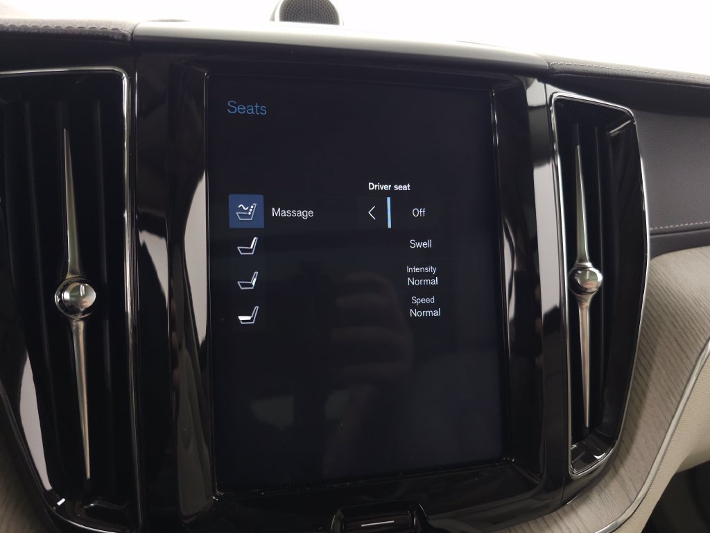 Used 2019 Volvo XC60 T5 Inscription AWD/4WD image 34