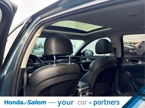 Used 2022 Kia Stinger GT2 image 14