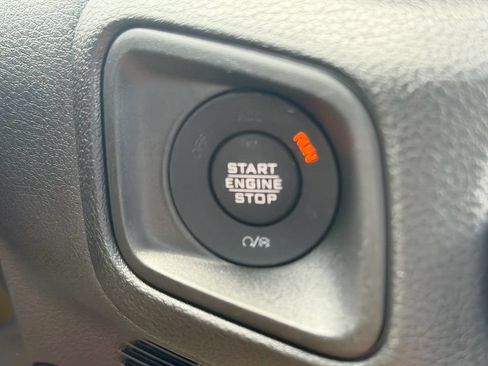 Used 2024 Jeep Wrangler Unlimited Sport AWD/4WD image 29
