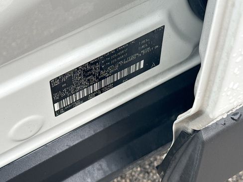 Used 2024 Toyota RAV4 LE FWD image 35