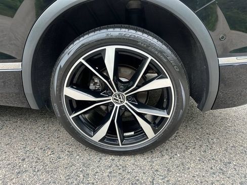 Used 2023 Volkswagen Tiguan SEL R-Line AWD/4WD image 15