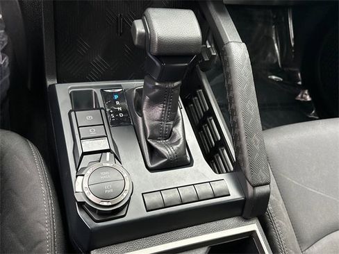 Certified 2025 Toyota Tacoma SR5 image 26