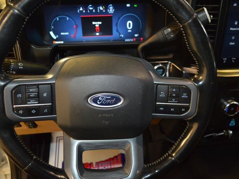 Used 2023 Ford F250 Lariat w/ Chrome Package AWD/4WD image 17
