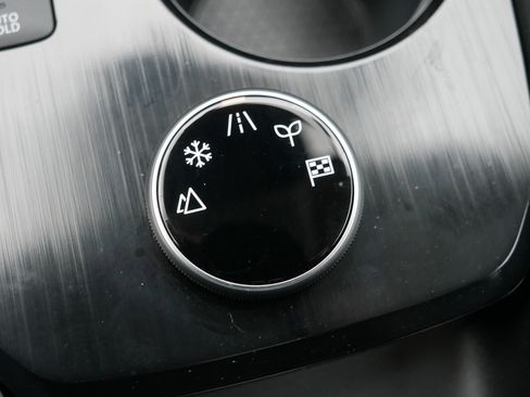 Certified 2023 Nissan Rogue SL w/ SL Premium Package image 31