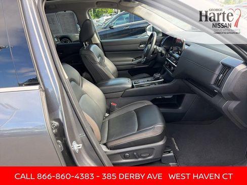 Certified 2023 Nissan Pathfinder SL w/ SL Premium Package AWD/4WD image 29