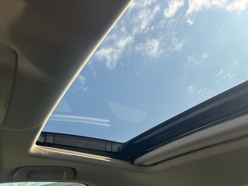 Used 2019 Honda Accord Touring image 13