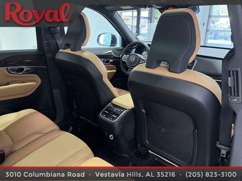 Used 2019 Volvo XC90 T6 Momentum w/ Advanced Package AWD/4WD image 17