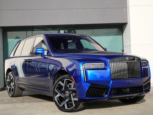 New 2026 Rolls-Royce Cullinan Black Badge image 20