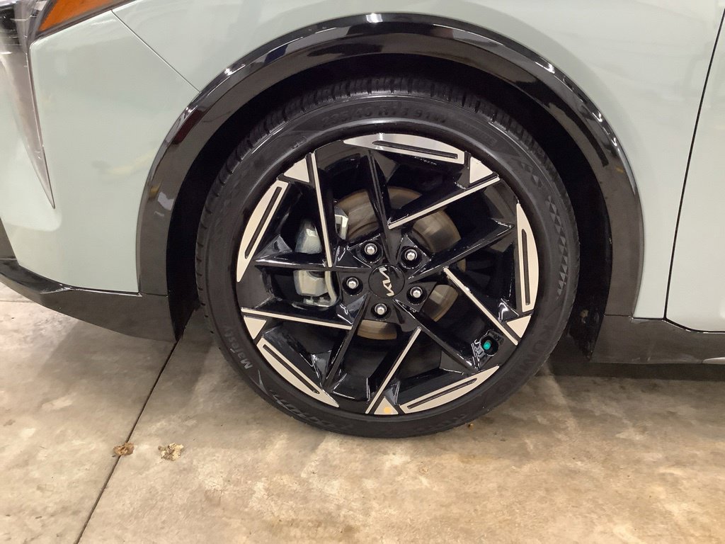 Certified 2025 Kia K4 GT-Line w/ GT-Line Sunroof Package FWD image 22
