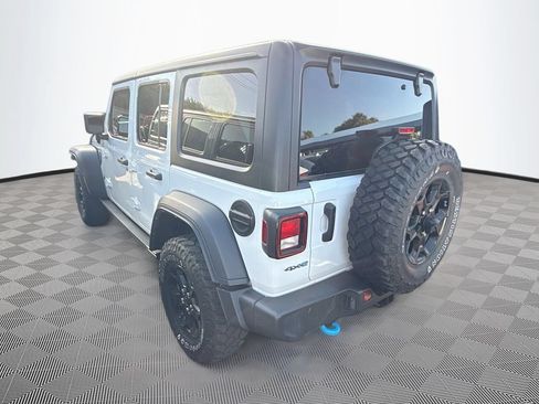 Used 2023 Jeep Wrangler Unlimited AWD/4WD image 7