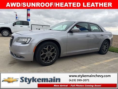 Used 2017 Chrysler 300 S w/ 300S Premium Group AWD/4WD image 1