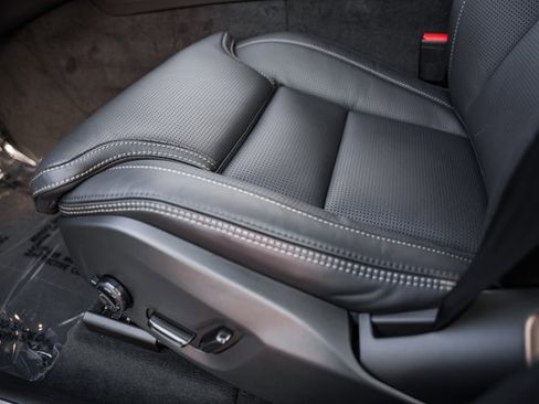 New 2026 Volvo XC60 B5 Ultra w/ Protection Package Premier image 35