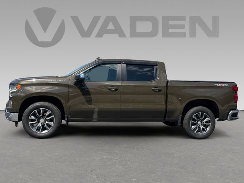 Used 2023 Chevrolet Silverado 1500 LT AWD/4WD image 6