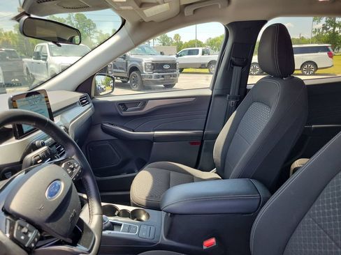 Used 2024 Ford Escape Active AWD/4WD image 21
