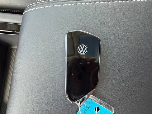 New 2026 Volkswagen Atlas SE AWD/4WD image 32
