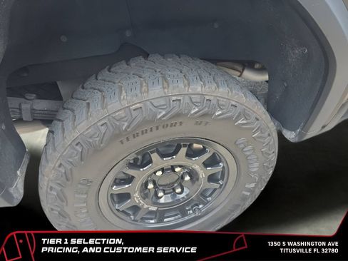 Used 2024 GMC Sierra 1500 AT4X w/ AT4X AEV Edition AWD/4WD image 10