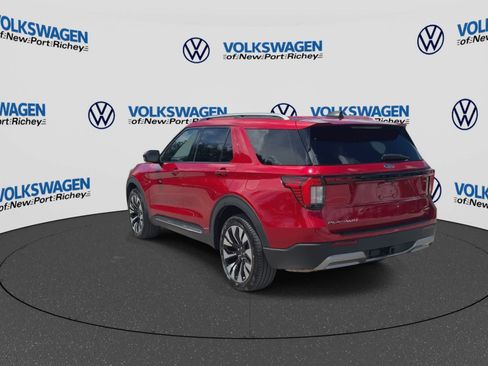 Used 2025 Ford Explorer Platinum w/ LUX Leather Package AWD/4WD image 6