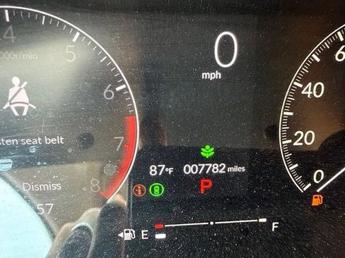 Used 2024 Honda Civic EX-L image 9