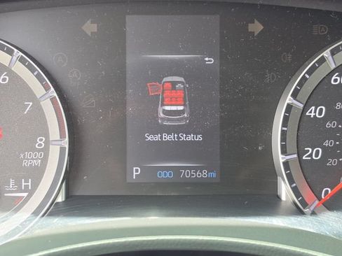 Used 2021 Toyota Highlander L AWD/4WD image 42