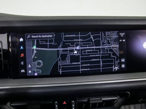 Used 2025 Porsche Cayenne AWD/4WD image 29
