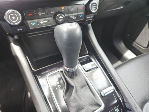 Used 2025 Jeep Compass Limited AWD/4WD image 30