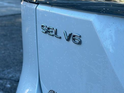 Used 2023 Volkswagen Atlas SEL image 9