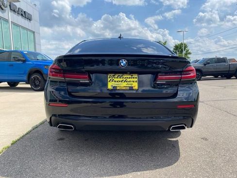 Used 2022 BMW 530i xDrive w/ Convenience Package AWD/4WD image 6