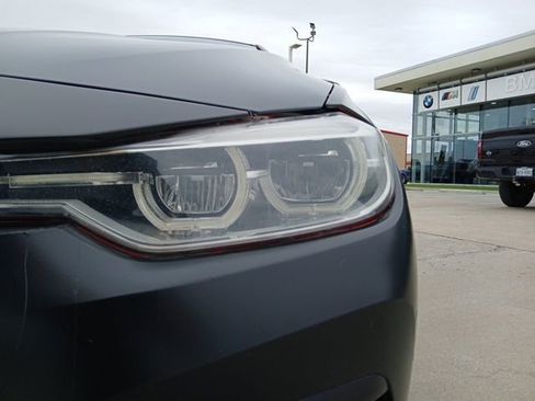 Used 2016 BMW 320i Sedan image 4