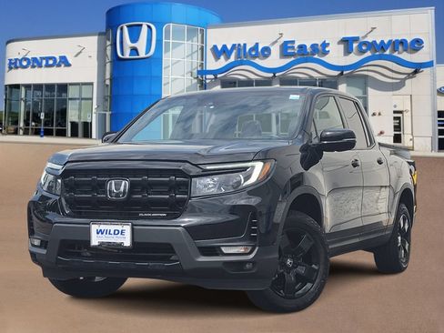 Certified 2025 Honda Ridgeline Black Edition image 1