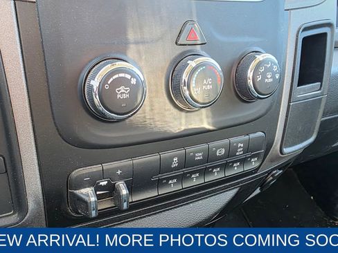 Used 2018 RAM 2500 Tradesman w/ Chrome Appearance Group image 19